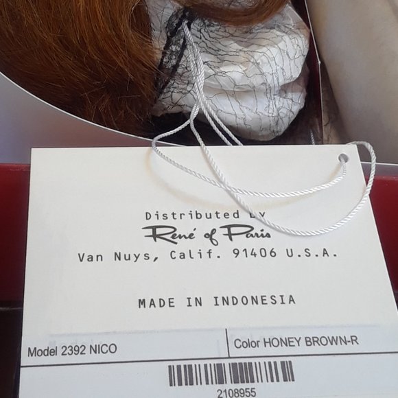 Nico Wig- Rene of Paris- Honey Brown- Rooted - Picture 13 of 13